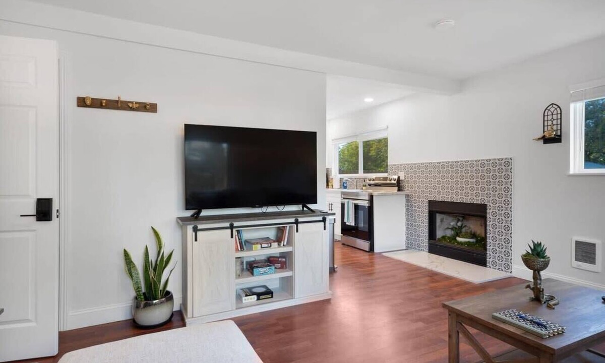 Santa Maria Apartment | Pet Friendly, Centrally Located w/Shared Gym