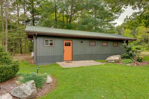 Hillsgrove House | Pet-Friendly Deluxe Cabin F w/Grill in Hillsgrove