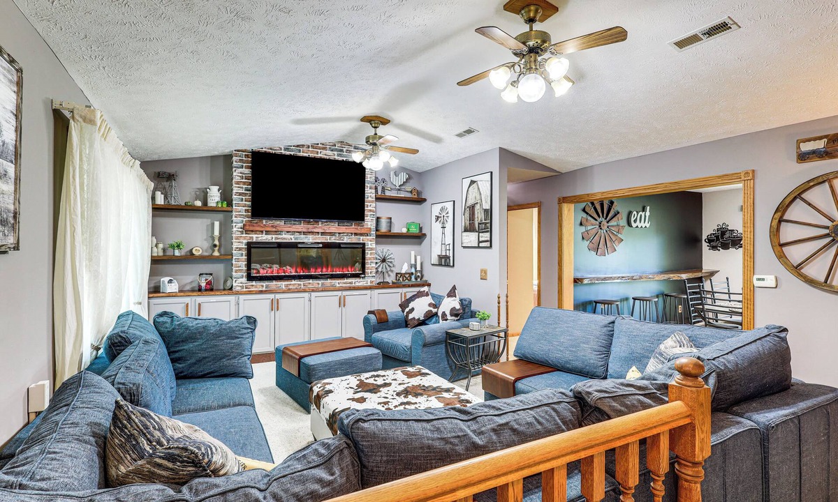 Exeter House | Pet-Friendly Exeter Home Near Rte 6 & I-80