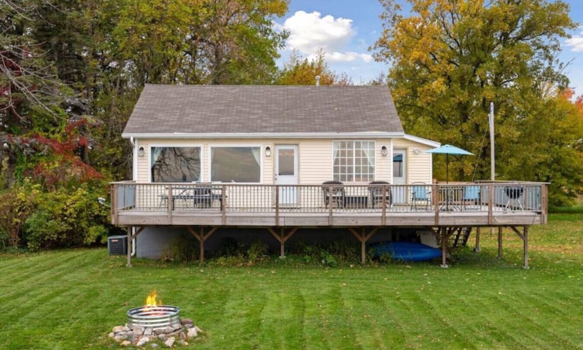 Garrison House | Pet-Friendly Garrison Cabin