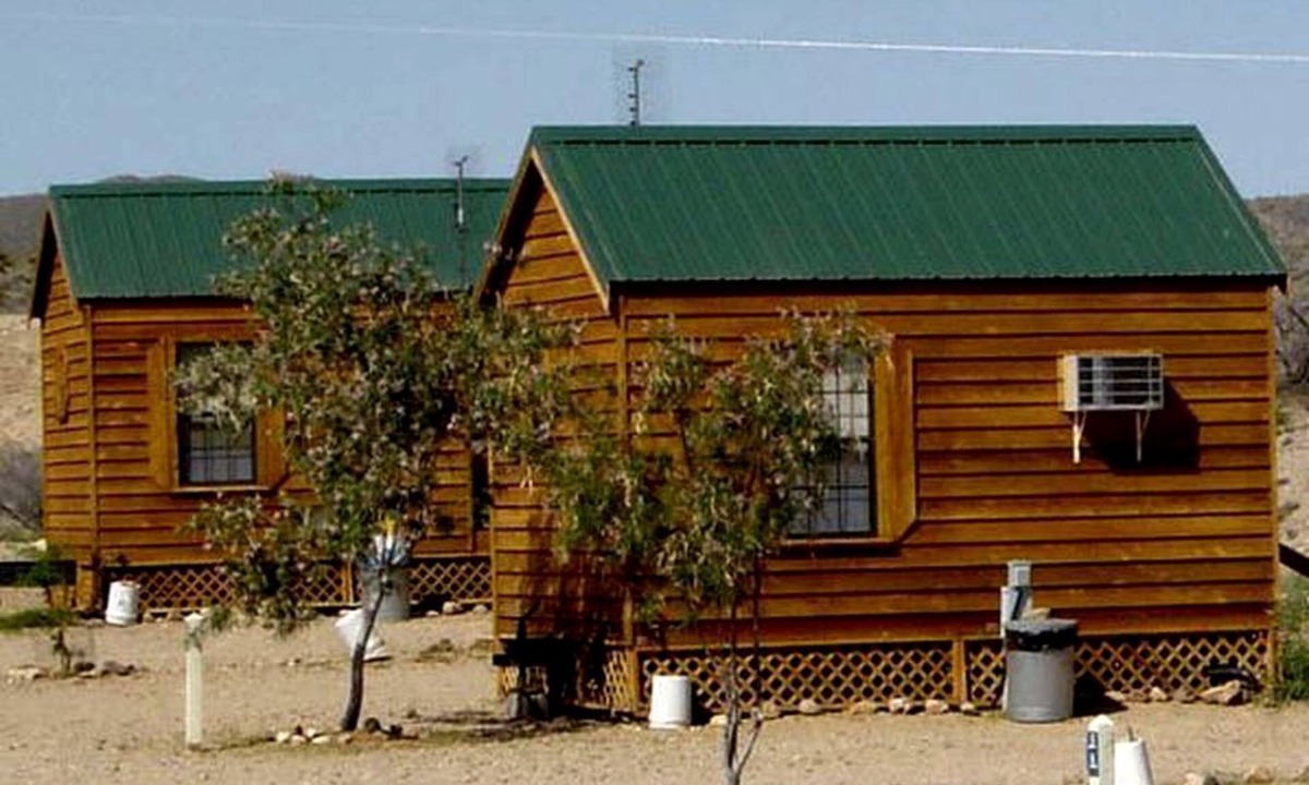 Meadview Cabin | Pet Friendly Glamping Cabin, Ideal to Discover Lake Mead National Recreation Area