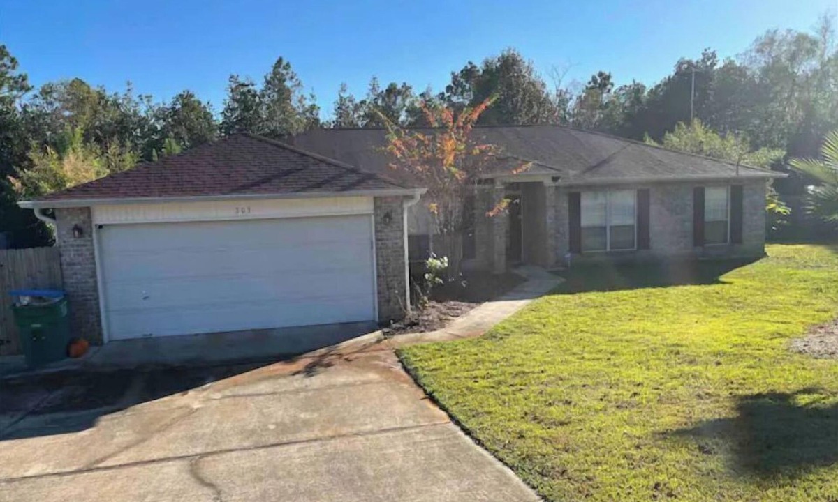 Crestview House | Pet Friendly Haven Ideal for Families