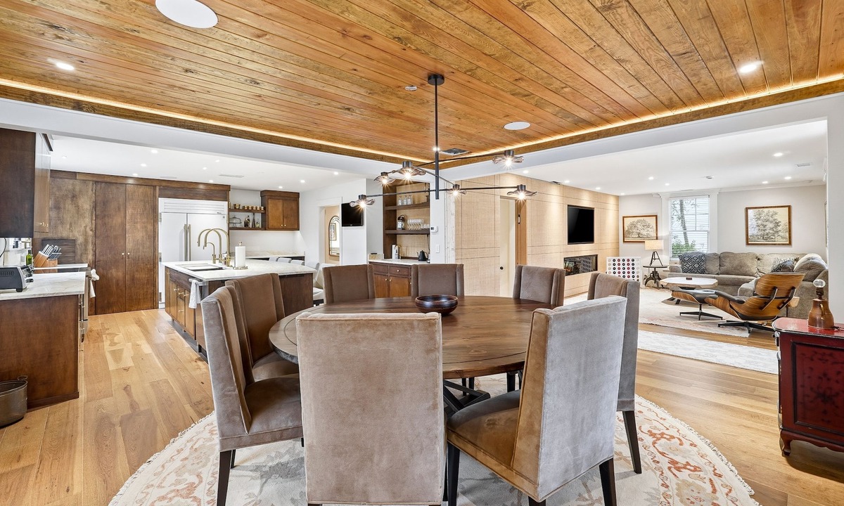 Athens House | Pet Friendly Herty House (Upper Level Only)