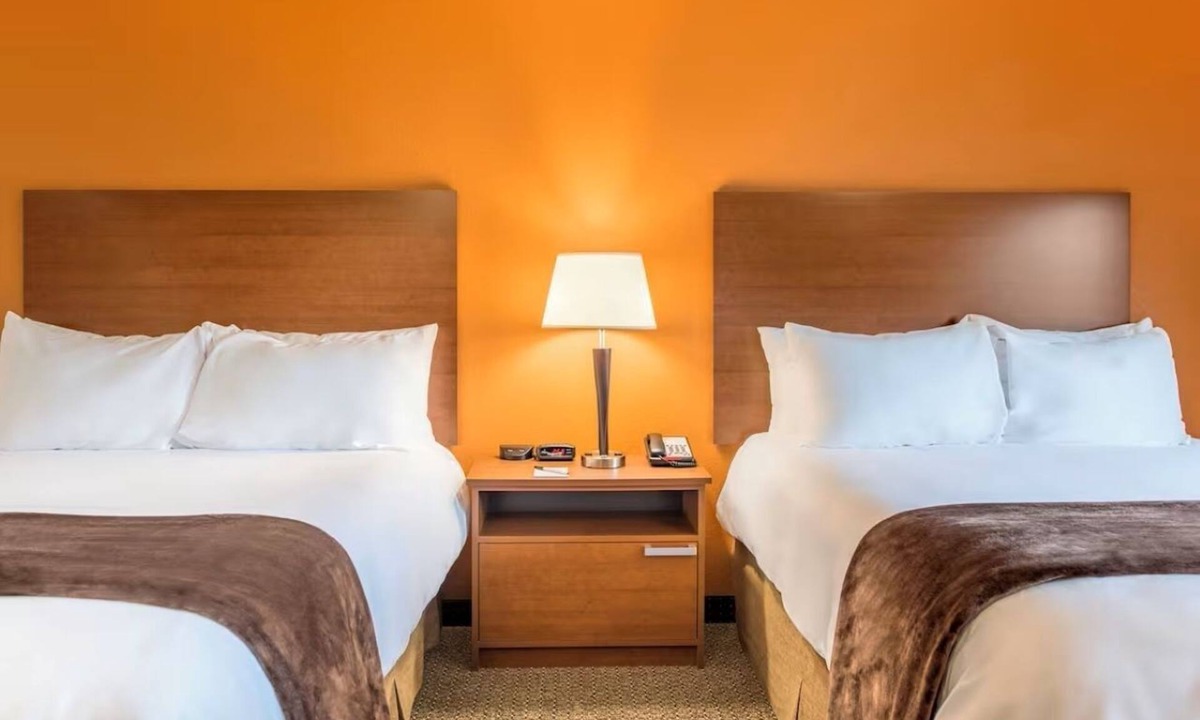 Pasco Hotel | Pet-Friendly Hotel with Kitchenettes Near Tri-Cities Airport and Event Venues
