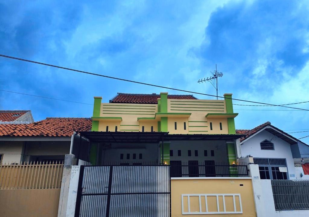 Cirebon House | Pet Friendly - KenVan Homestay Cirebon
