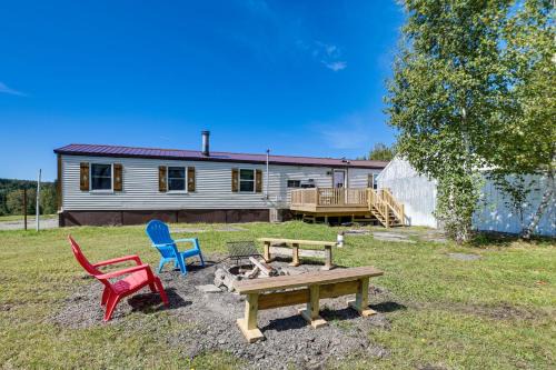 Perham House | Pet-Friendly Perham Home: Fire Pit + Trail Access!
