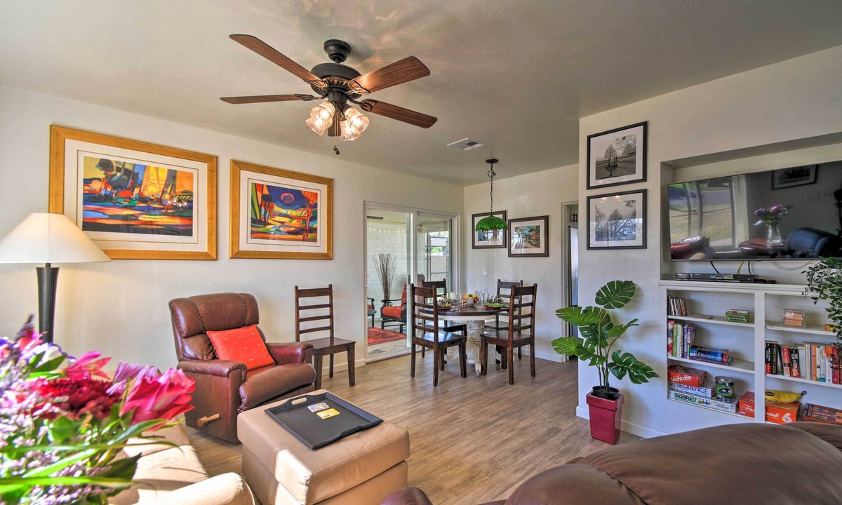 Alhambra House | Pet-Friendly Phoenix Home: Breezeway & Fenced Yard