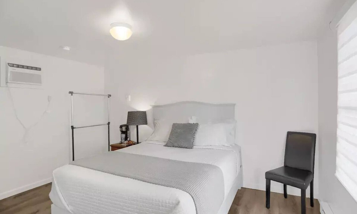 Halifax Apartment | Pet Friendly Queen bed Room 102 at Halifax Inn
