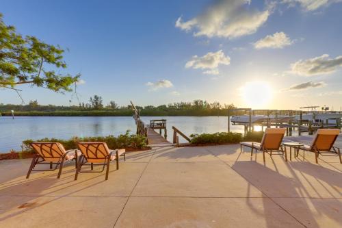 Sunset Reef Apartment | Pet-Friendly Redington Shores Condo with Large Patio