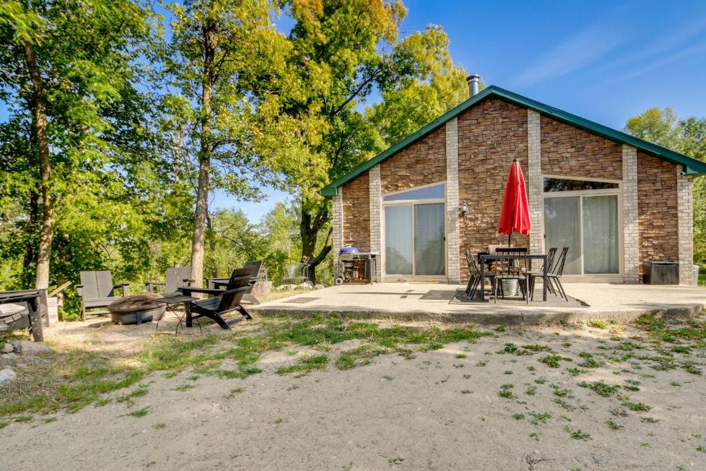 Richville House | Pet-Friendly Richville Vacation Rental w/Dock!