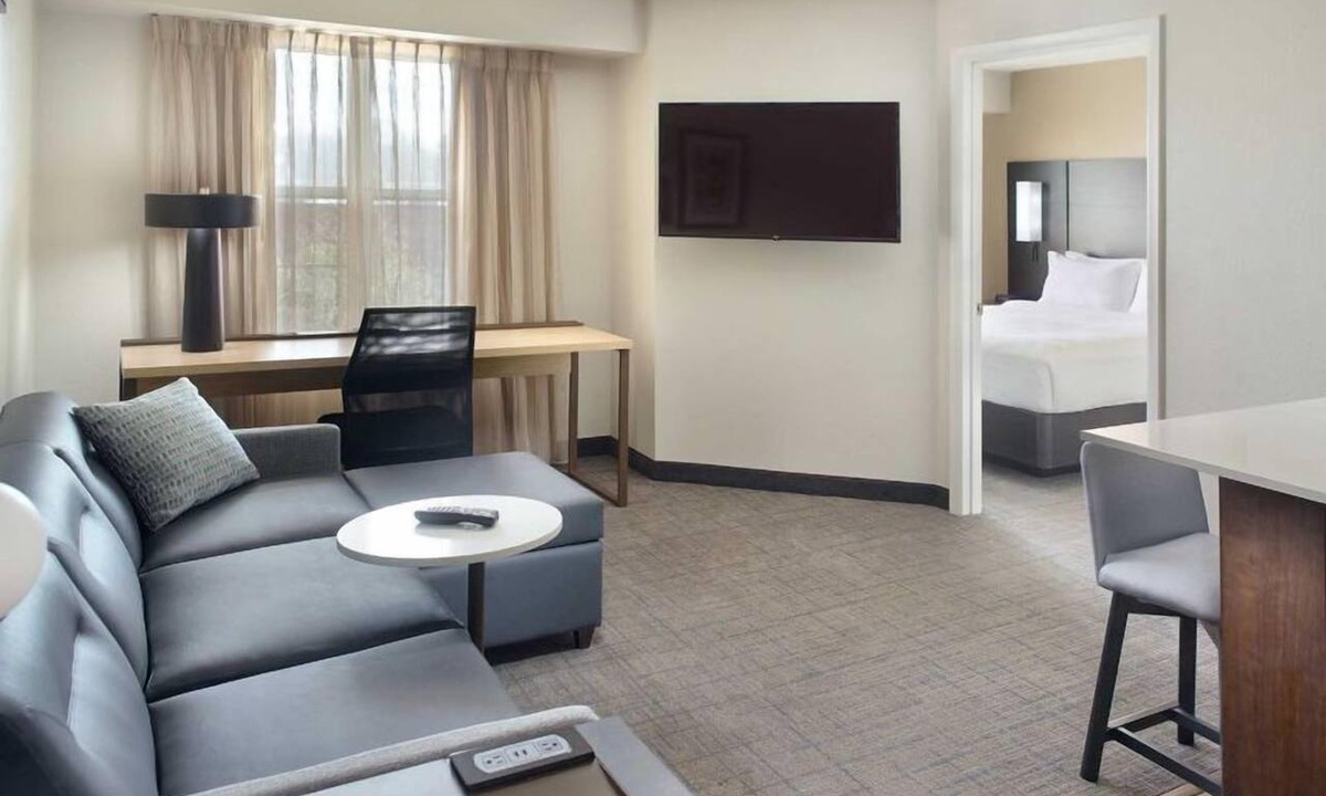 Morrisville Apartment | Pet-friendly Unit with Fully-equipped Kitchen! Comes w/FREE Breakfast & Pool!