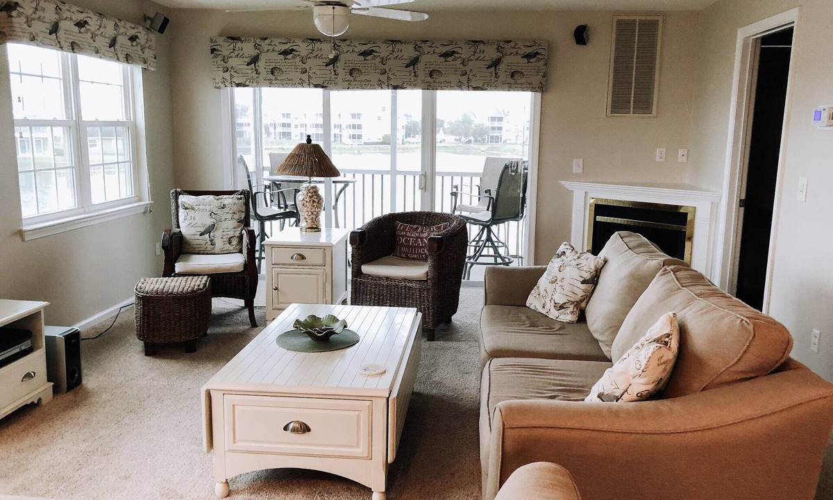 Ocean View Condo | Pet-Friendly with Stunning Water Views in Bethany Bay - No Cleaning Fees