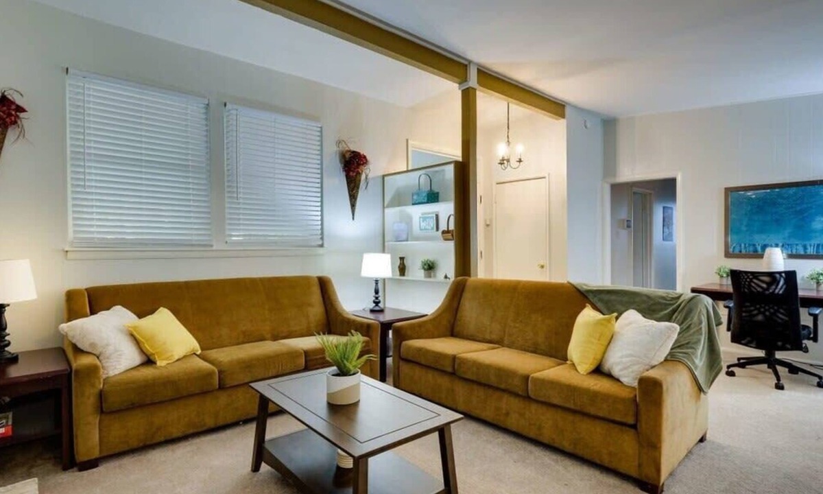 Savannah House | Pet-Friendly · Yard & Ping Pong · Boat Ramp Access
