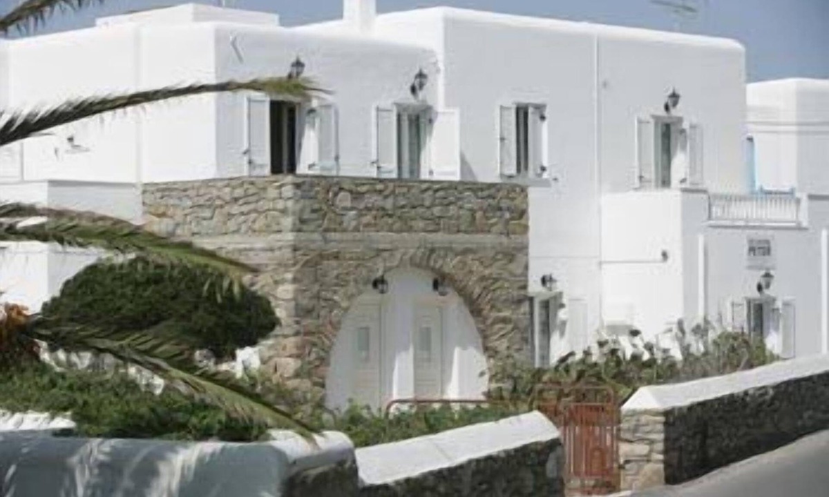 Ornos House | Peter's Studio