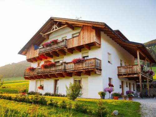 Valle San Silvestro House | Peterlan Hof