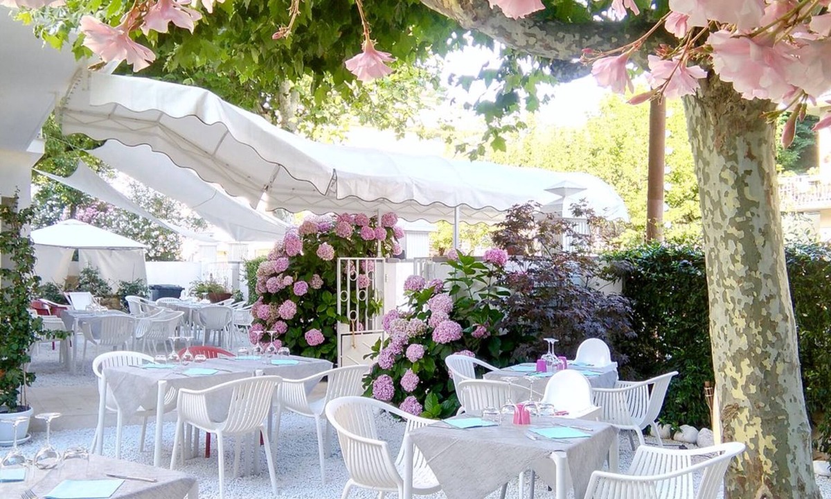 Lido di Camaiore Hotel | Petit Hotel