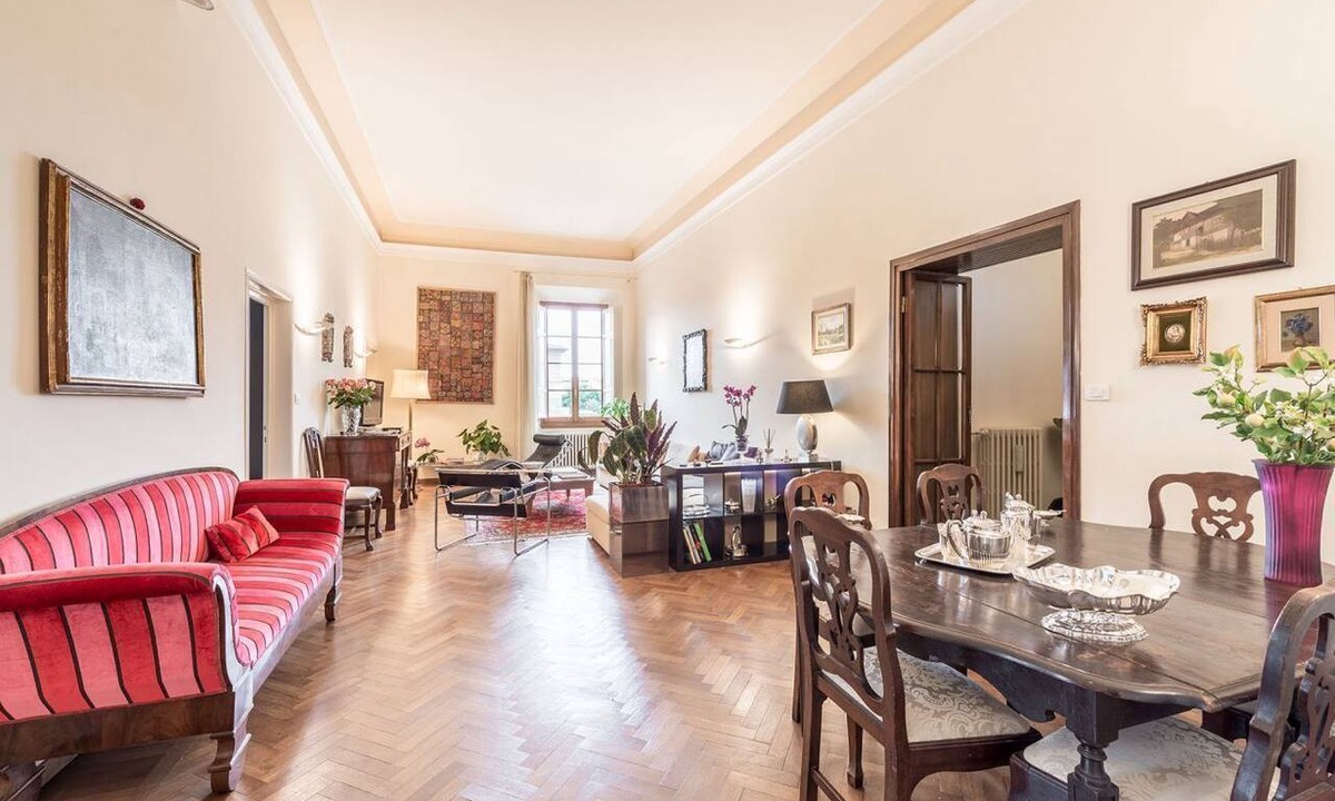 San Frediano Apartment | Petra Elegant, apartment in piazza del Carmine in Florence by Mmega
