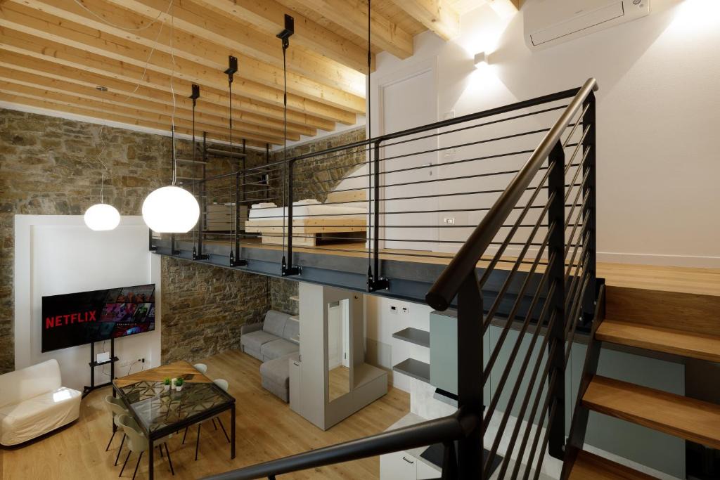 Trieste City Centre Apartment | Petrarca design loft a Trieste