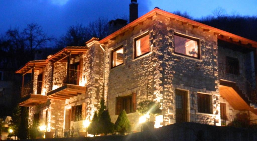 Karpenisi Apartment | Petrino Rodo