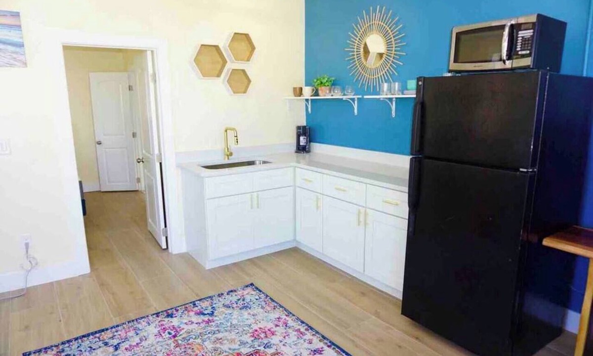 Smith's Memento Apartment | PETS OK Steps 2 Ocean Center, Walk to Beach! PETS OK!