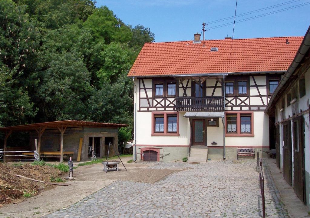 Moerlenbach House | Pferdehof Dörsam