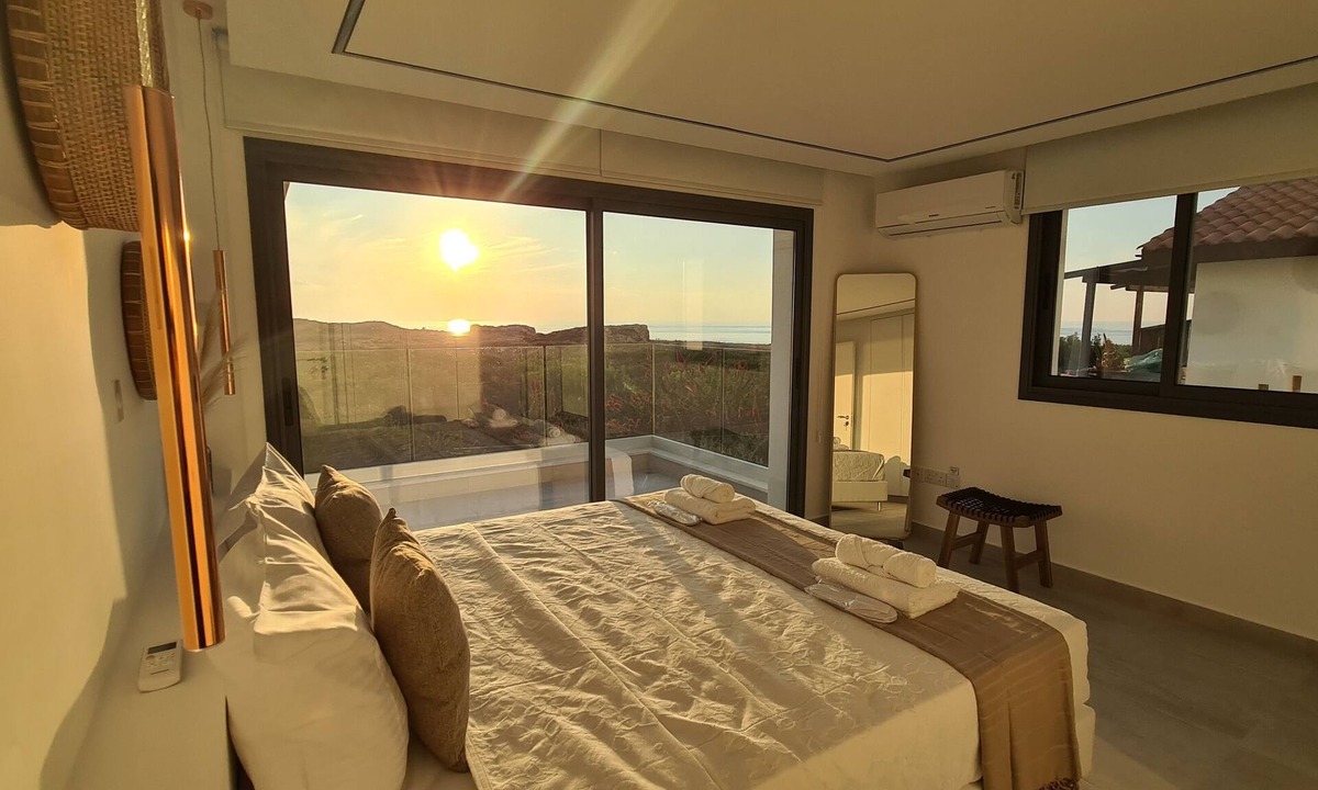 Paphos Villa | Phaedrus Living: Venus Seaview Lighthouse Villa