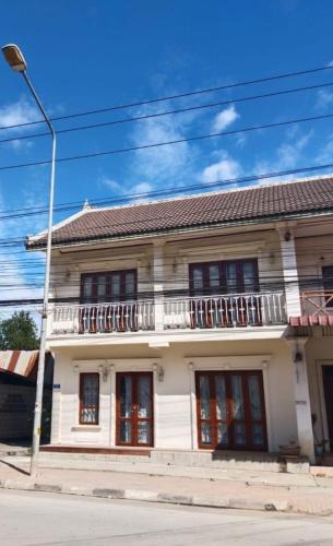Luang Prabang Villa | Phasouk Viengmai Villa