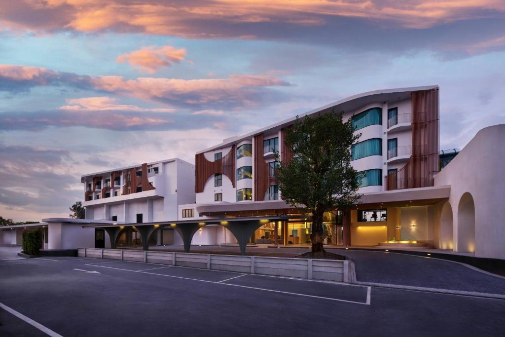 Samut Sakhon Hotel | Phetara Hotel Mahachai by PCL