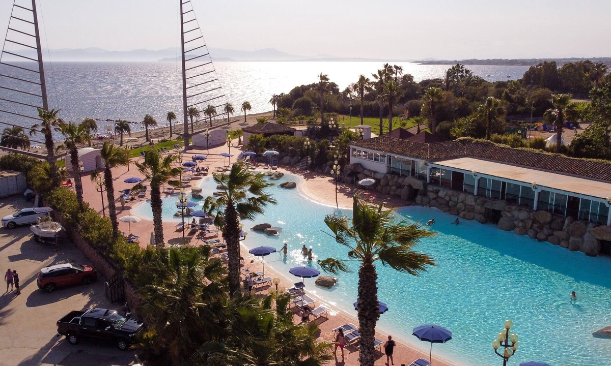 Capitana Hotel | Phi Hotel Sighientu