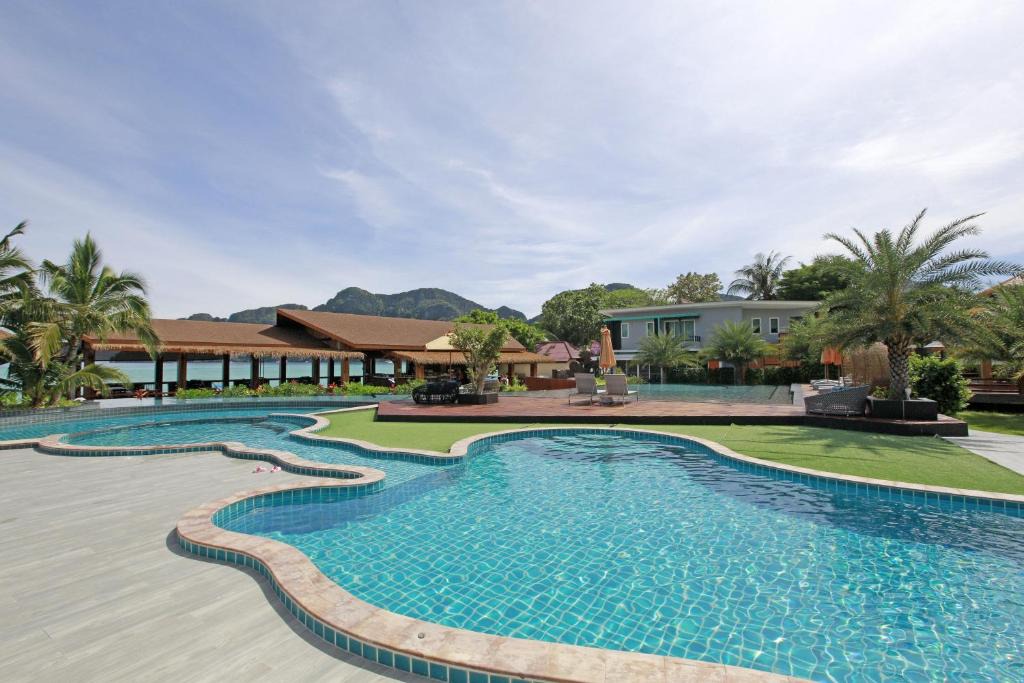 Ko Phi Phi Resort | Phi Phi Andaman Beach Resort