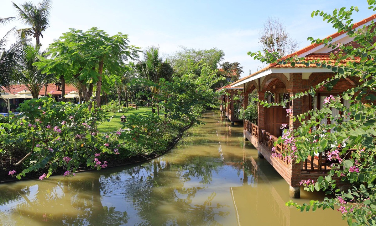 Phong Dien Hotel | Phi Yen Eco Resort