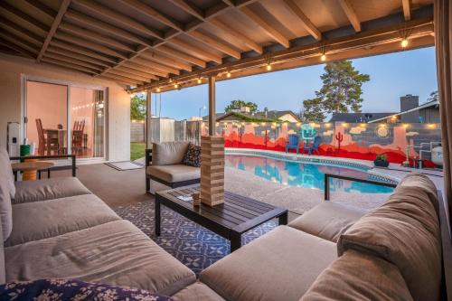 North Mountain House | Phoenix Pool Home, Dog Yard & EV Charger