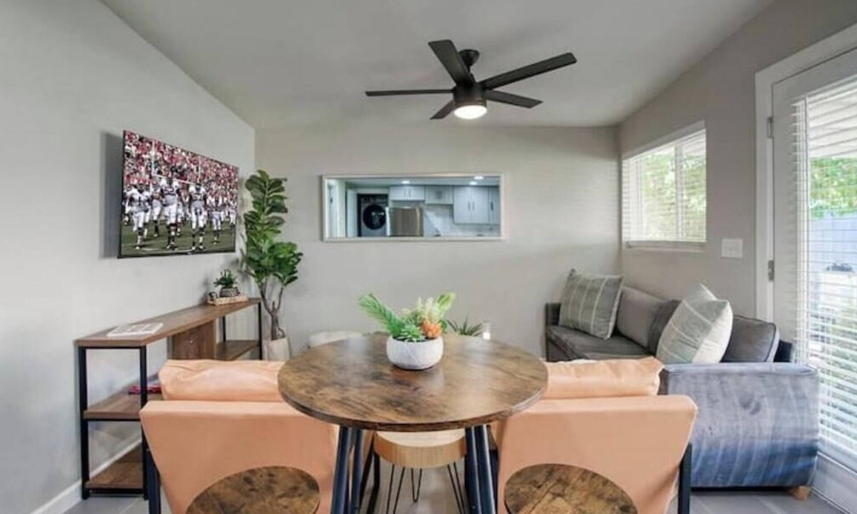 Alhambra House | Phoenix Rental Home - Pet Friendly!