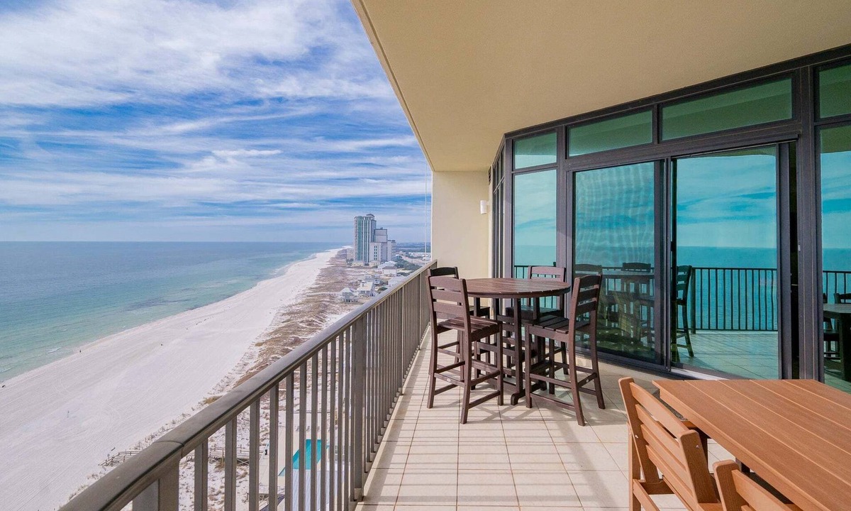 Orange Beach Condo | Phoenix West 1703 3 Bedroom Condo
