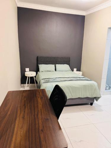 Outer West Durban Hotel | Pholanathi Lodge