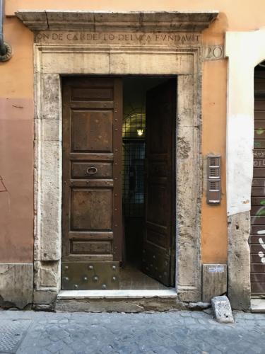 Rione VII Regola Apartment | Piazza Farnese