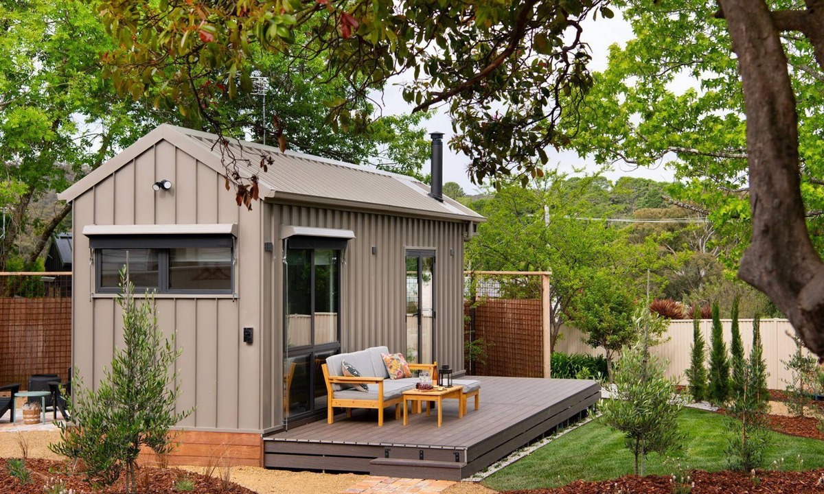 Hepburn House | Piccola Verde - A tiny Swiss-Italian-inspired retreat