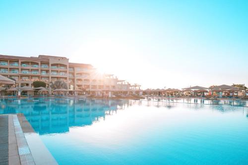 Al Mamsha El Seyahi Resort | Pickalbatros White Beach Resort - Hurghada