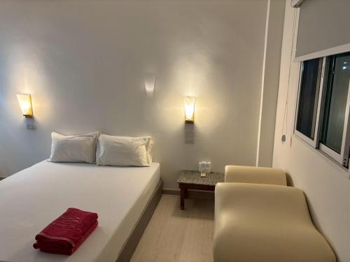 Tha Thaewawong Hotel | Picnic Si Racha
