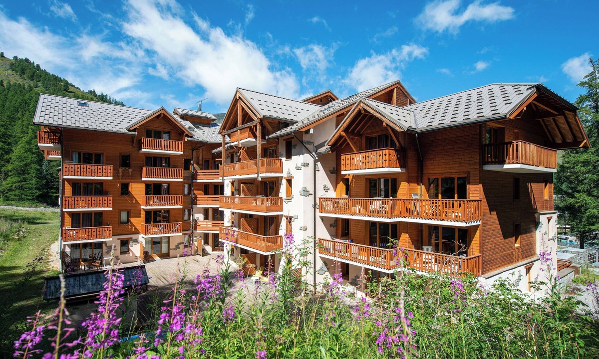 Les Claux House | Pierre & Vacances Residence L'Albane