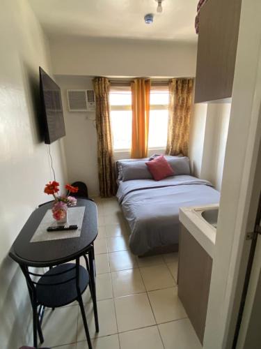 Highway Hills Hotel | Pierrecondotel