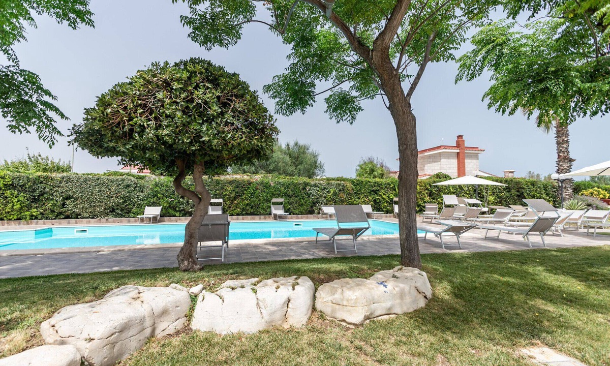 Torre a Mare Bed & Breakfast | Pietramare Luxury - Ruby by Rentbeat