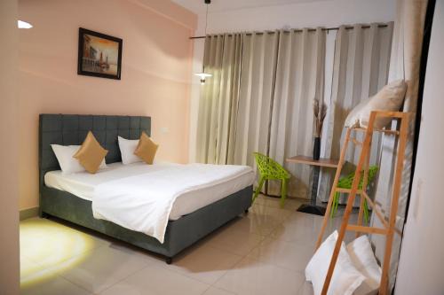Kathua Hotel | Pine Hideout