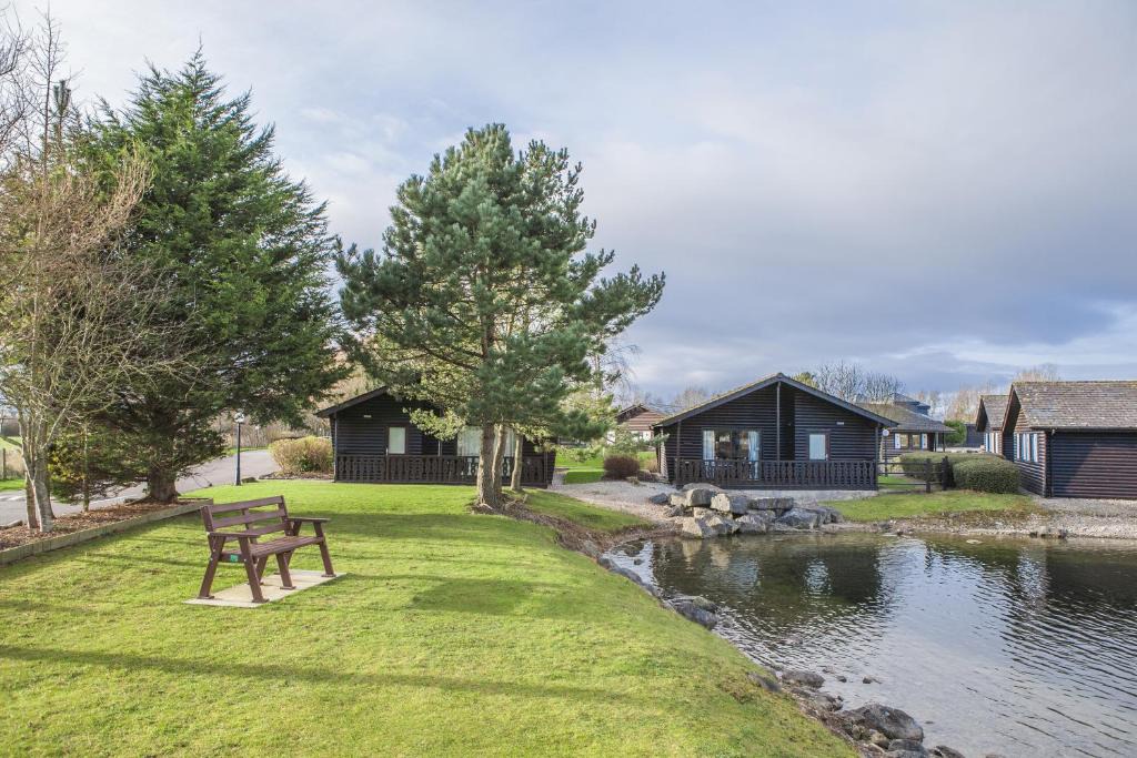 Warton Resort | Pine Lake Resort