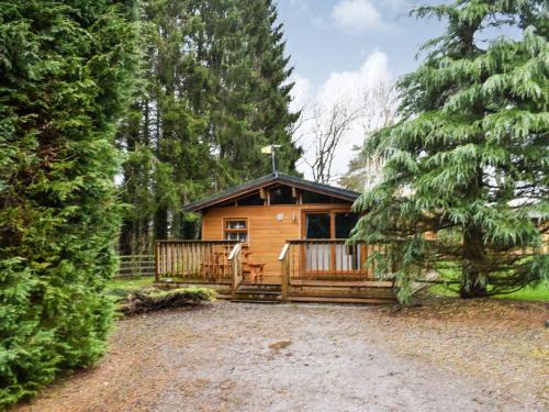 Lofthouse House | Pine Lodge