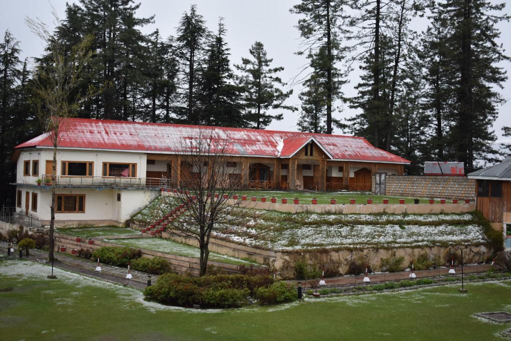 Shogran Hotel | Pine Park Shogran