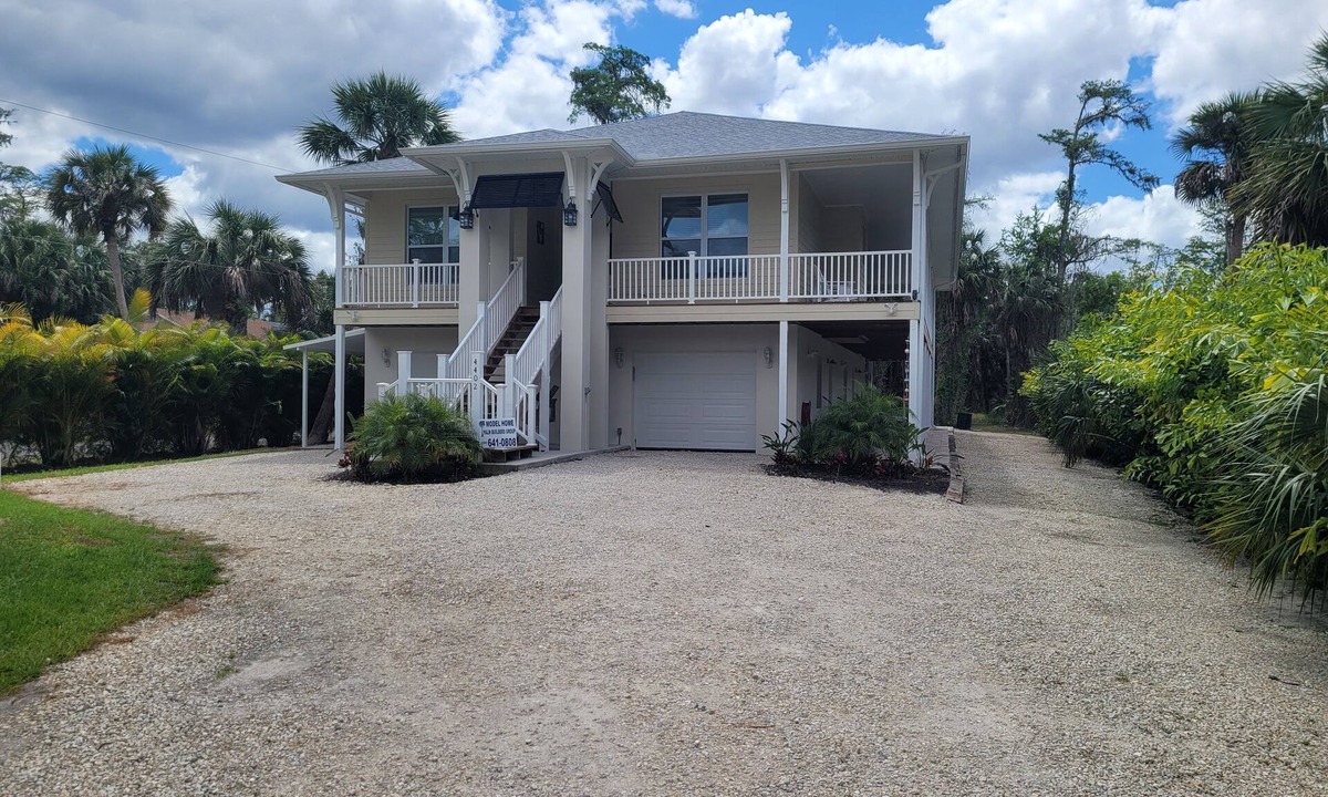 Naples House | Pine Ridge Model Home