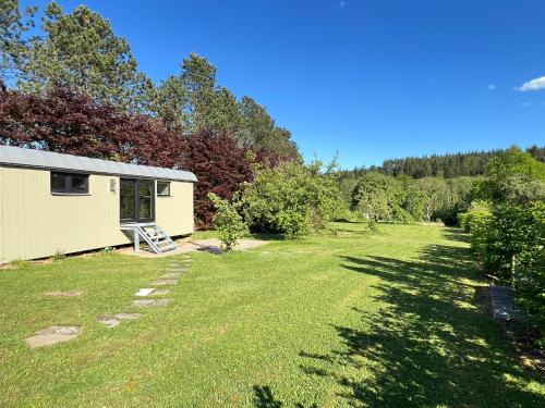 Frandeux Ski Chalet | Pine Tree Tiny cottage