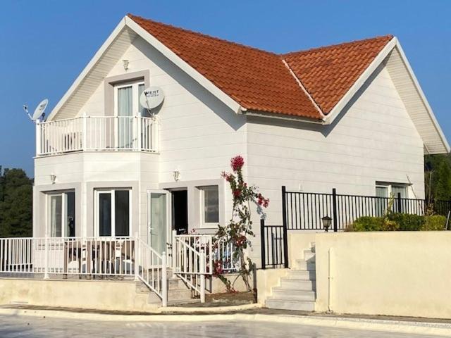 Sogucak House | Pine Valley 1, 11J