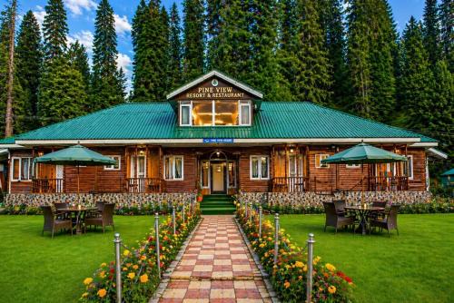 Srinagar Resort | Pine View Resort